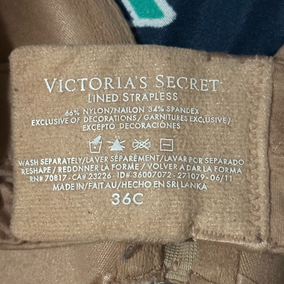 VS Bra - Picture 3 of 3